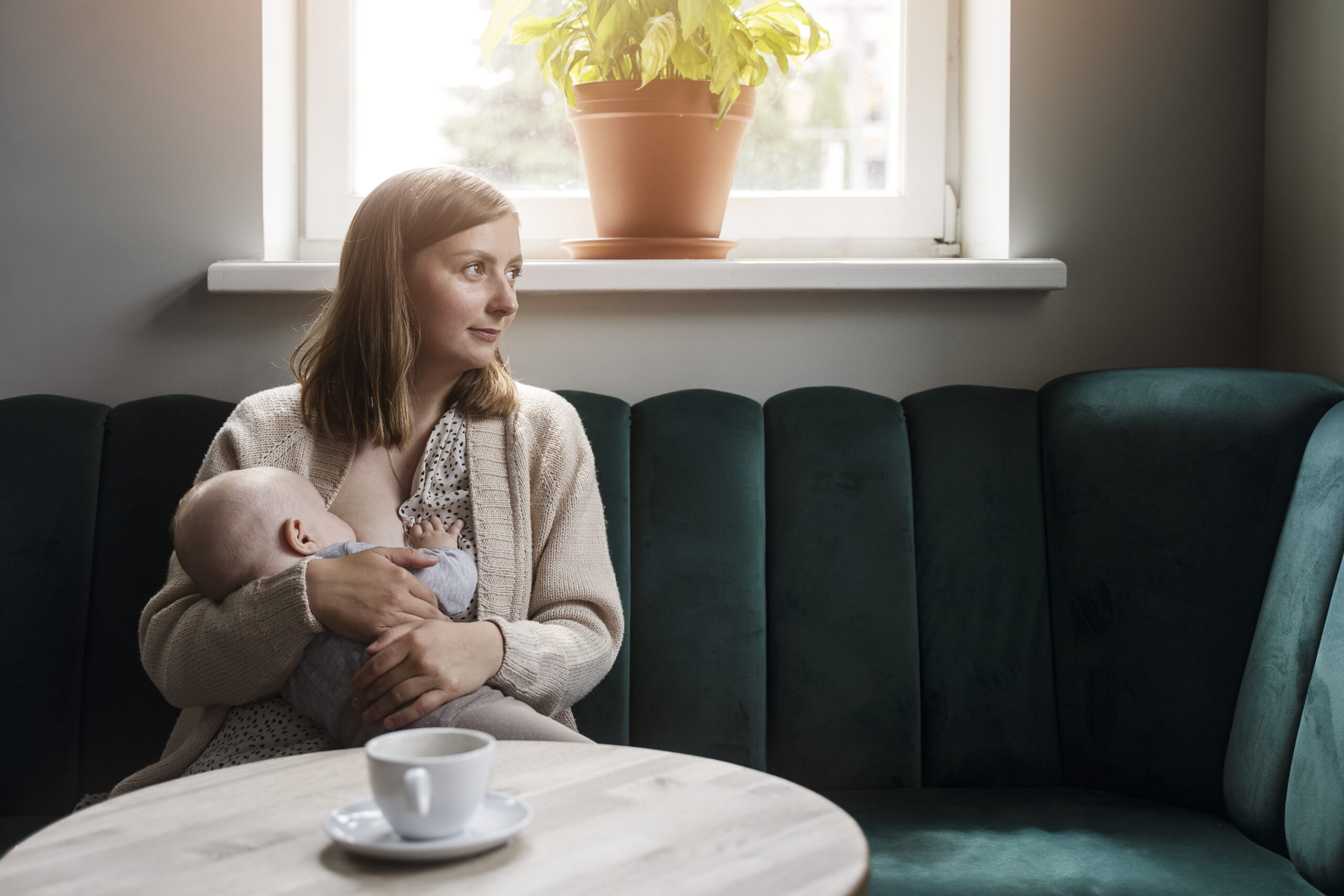 8 Signs Your Thyroid Is Quietly Underperforming